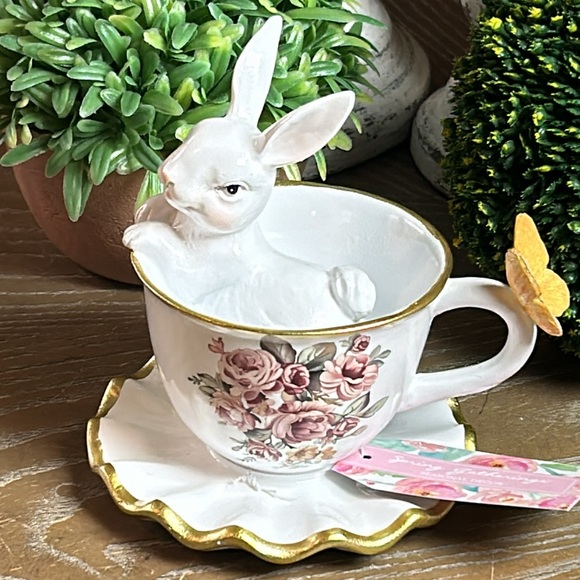 NEW! Shabby Chic Vintage Inspired Easter Bunny Rabbit in Floral Teacup Butterfly - Picture 2 of 12